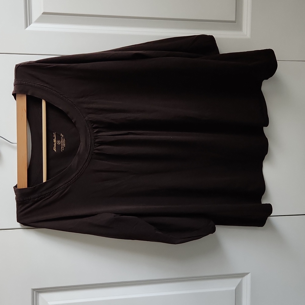 Eddie Bauer, 2x dark brown top